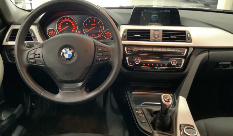 BMW SERIES 3 2.0 318D 150 4P lleno