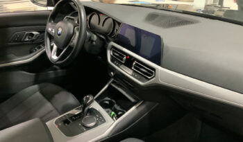 BMW SERIES 3 2.0 318D TOURING 150 5P lleno