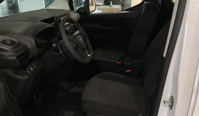 OPEL COMBO BEV 50KWH LIFE EDITION LWB 136 4P lleno